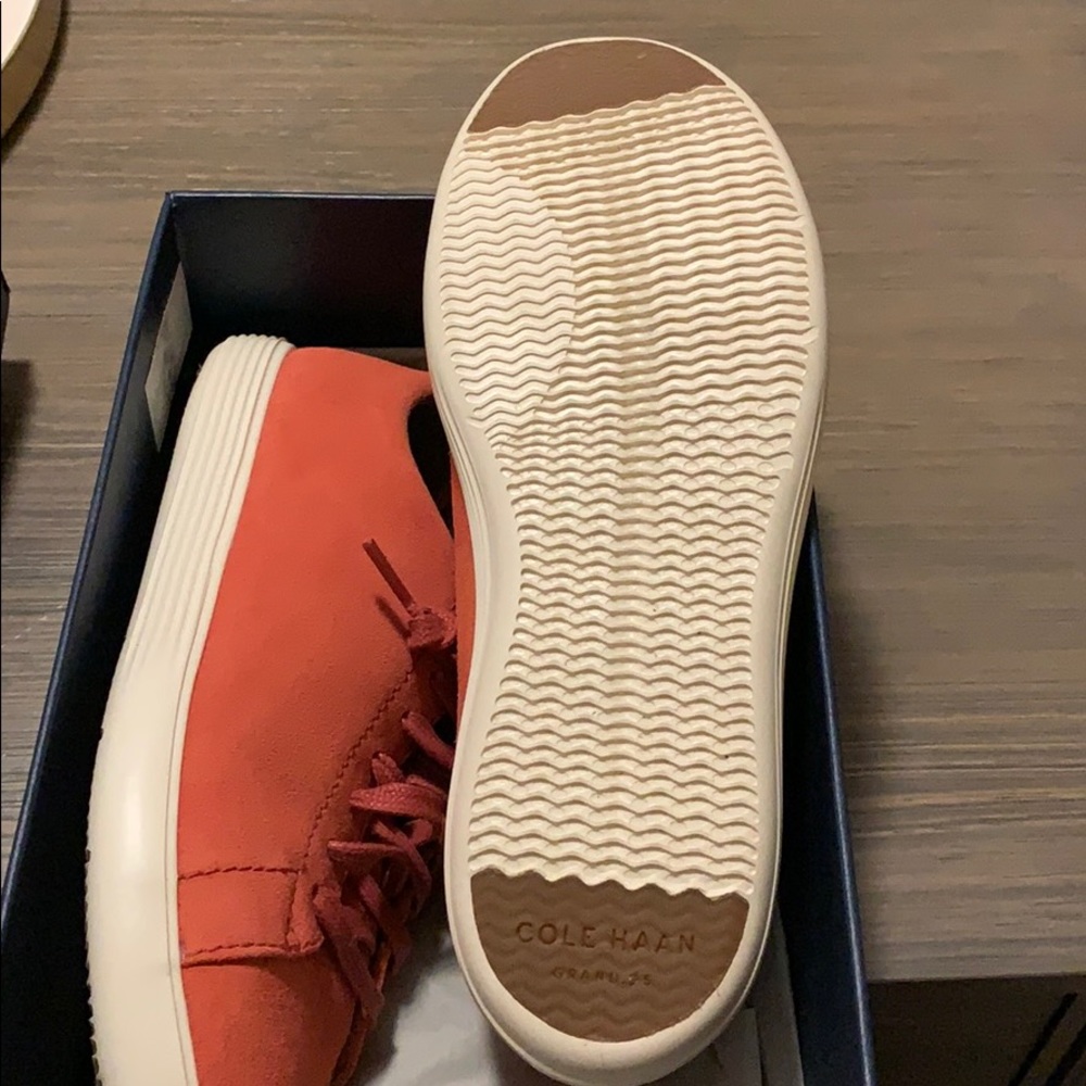 Cole Haan women’s 8 - Picture 3 of 4